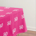 Pink 50th Birthday party nappe design motif<br><div class="desc">Pink 50e anniversaire nappe de fête design motif. Décor de table amusante disponible en différentes tailles. Forme rectangulaire. Impression mignonne avec numéro d'âge personnalisé. Amusant pour la maison,  la boutique,  les affaires,  le restaurant,  l'événement et plus encore. Tissu lavable. Couleur arrière - plan rose ou personnalisée.</div>