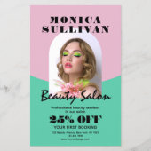 Pink and green minimalist beauty salon flyer (Voorkant)