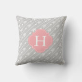 Pink and Grey Monogrammed Arrows Pattern Kussen (Achterkant)