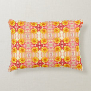 Pink and Yellow Water Lys Accent Coussin