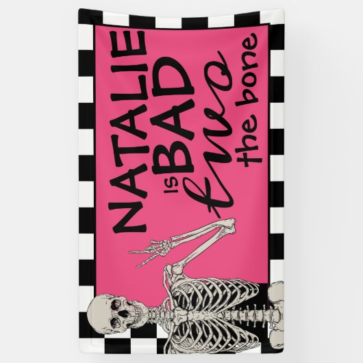 Pink Bad Two Het Bone Halloween 2e Verjaardagsfees Spandoek (Verticaal)