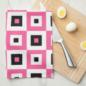 Pink Black and White Checkered Squares Pattern Theedoek (Quarter Fold)