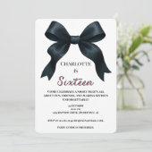 Pink Black Bow Sweet 16 Anniversaire Invitation -  (Debout devant)