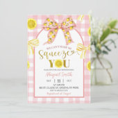 Pink Bow and Yellow Lemon Baby Shower Invitation (Debout devant)