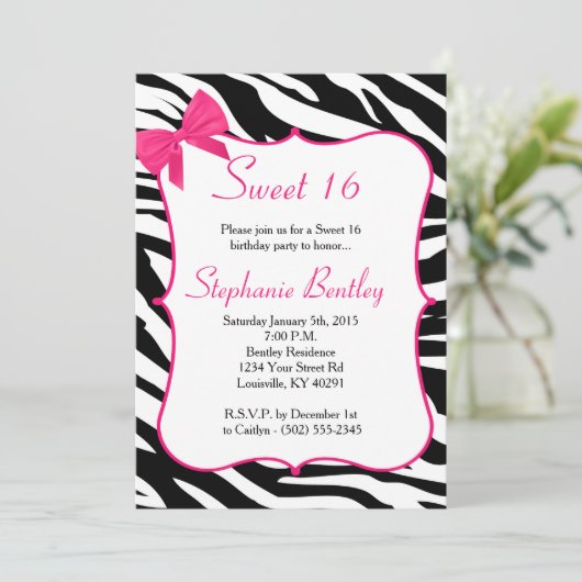 Pink Bow et Zebra Sweet 16 Invitation d'anniversai (Debout devant)