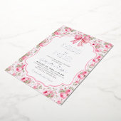 Pink Bow Miss to Mrs Vrijgezellenfeest Real Silver Folie Uitnodiging (Gedraaid)