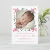 Pink Bows Greenery Christmas Berries Baby Aankondiging (Staand voorkant)