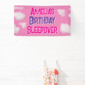 Pink Cloud gepersonaliseerde verjaardagsleepover Spandoek (Insitu)