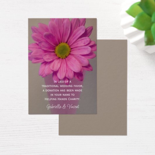 Pink Daisy dans Vase Mariage Charity Carte Favoris (Bureau)