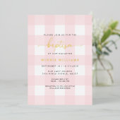 Pink En vichy Baptême Gold Foil Invitation (Debout devant)