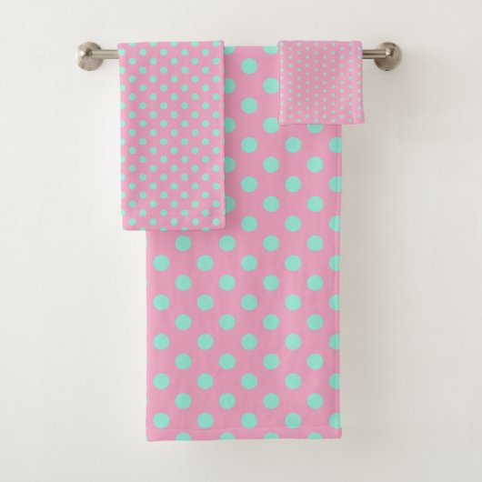 Pink et Aqua Polka Dot (En situation)