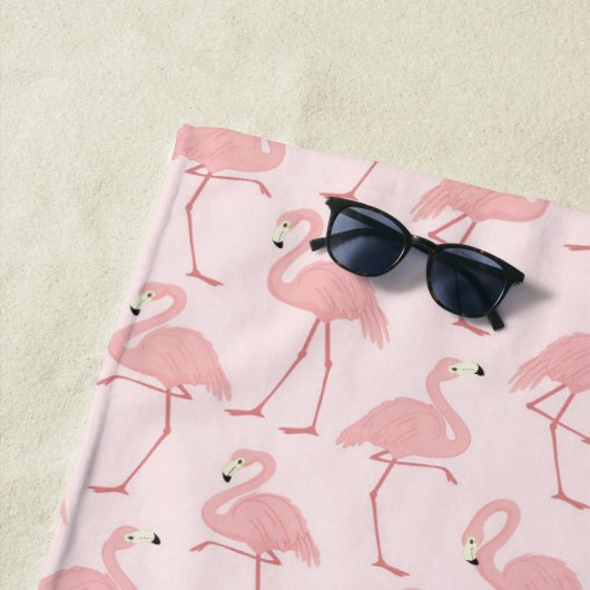 PINK FLAMINGO MOTIFS PLAGE SERVIETTES (En situation)
