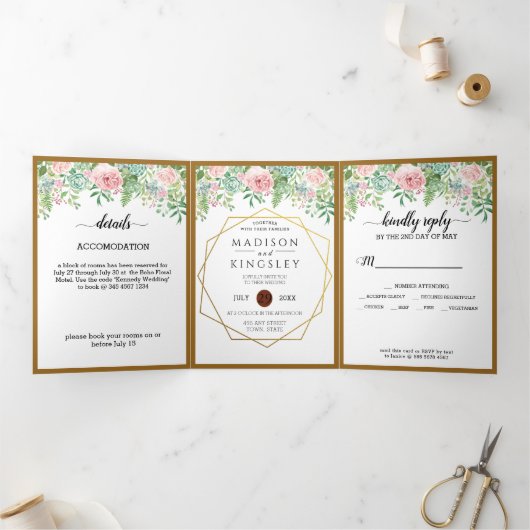 Pink Floral Fab Botanical Wedding Drieluik Uitnodiging (Binnen)