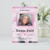 Pink Floral Funeral Program Card Template Kaart (Staand voorkant)