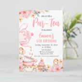 Pink Floral Par tea Invitation Anniversaire (Debout devant)