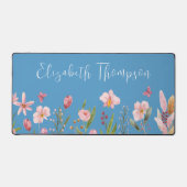 Pink Flowers Waterverf Stijlvolle Script Naam Blau Bureaumat (Voorkant)