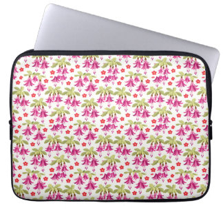 Pink Fuchsia Floral Pattern – Retro Botanical Laptop Sleeve