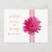 Pink Gerbera Daisy Plaid Ribbon RSVP Briefkaart (Voorkant)