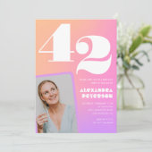 Pink Gradient 42e invitation anniversaire Retro Ph (Debout devant)