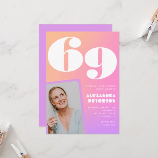 Pink Gradient 69e anniversaire invitation Retro Ph (Devant/Arrière en situation)