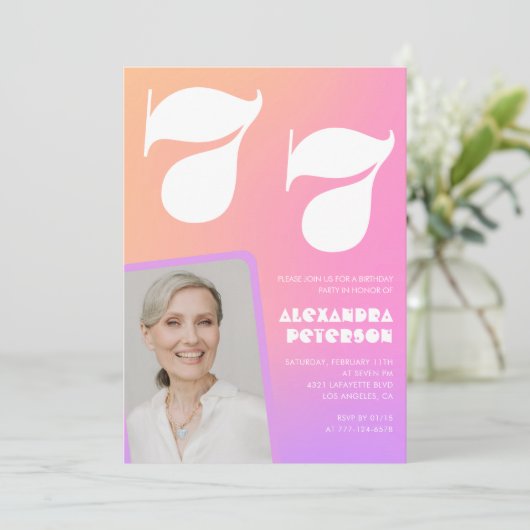 Pink Gradient 77e anniversaire invitation Retro Ph (Debout devant)