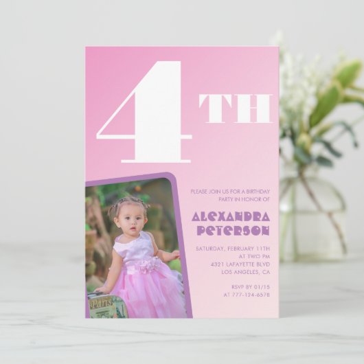 Pink Gradient Invitations de 4e anniversaire Girl  (Debout devant)