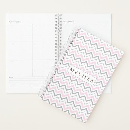 Pink & Grey Chevron Motif hebdomadaire mensuelle p (Devant avec enveloppe)