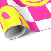 Pink Happy Face Check Groovy Cadeaupapier (Rol Hoek)