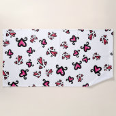 Pink Hearts Pattern – Cute Doodle Design Strandlaken (Voorkant)