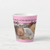 Pink Introvert Mème Latte Mug (Devant)