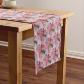 PINK IRIS KORTE TABLE RUNNER KORTE TAFELLOPER (Voorbeeld)