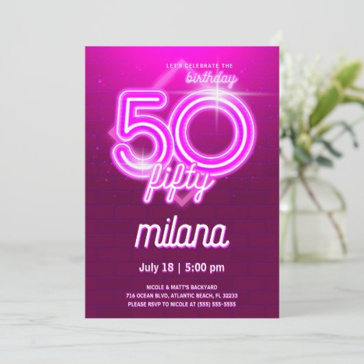 Pink Neon 50e Anniversaire Carte d'invitation (Debout devant)