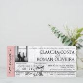 Pink Paris Mariage Boarding Pass Invitation (Debout devant)