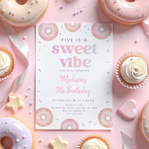 Pink Pastel Donut Five is een zoete vibe verjaarda Kaart