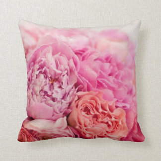 Pink Peony Pillow Kussen