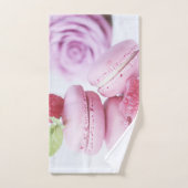 Pink Raspberry Macarons French Pastry Foto Bad Handdoek (Handdoek)