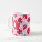 Pink Red Strawberries Floral  Pattern Monogram Koffiemok (Voorkant links)