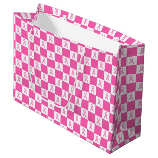 Pink Ribbon Checkerboard – Breast Cancer Awareness Groot Cadeauzakje (Voorkant Gekanteld)