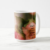 Pink Rose Mok: Verpakt in gebed en liefde Koffiemok (Voorkant rechts)