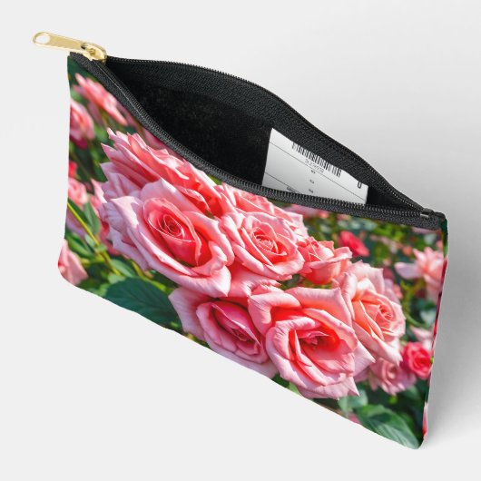 Pink Roses Pouch Etui (Open)
