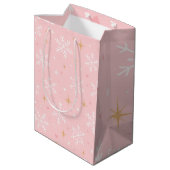 Pink Snowflake & Gold Sparkle Christmas Gift Bag Medium Cadeauzakje (Achterkant Gekanteld)