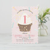 Pink Sprinkings Cupcake Invitation d'anniversaire (Debout devant)