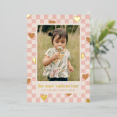 Pink Tan Checkerboard Hearts Carte Saint-Valentin (Debout devant)