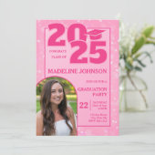 Pink Trendy Photo 2025 Graduation Invitation (Debout devant)