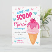 Pink Voici le scoop Kids Birthday Invitation (Debout devant)