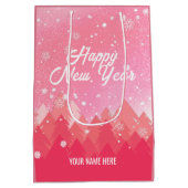 Pink White Snow Peaceful Forest kerst Nieuwjaar Medium Cadeauzakje (Achterkant)