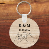 Pinky Promise Custom Couple Monogram en Datum Sleutelhanger (Voorkant)