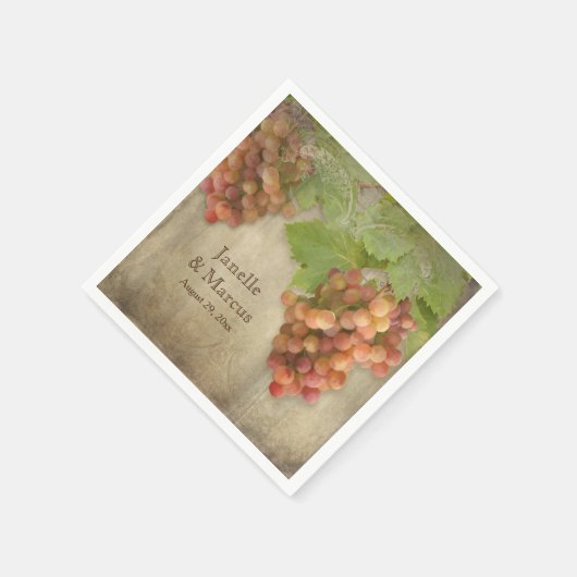 Pinot Grigio Winery Weathered Wood Wedding Servet (Hoek)