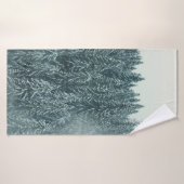 PINS VERTS COUVERTS DE NEIGE (Serviette de bain)