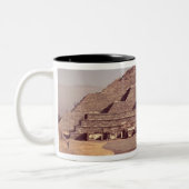 Piramide van de maan, gebouwd c.100-350 AD Tweekleurige Koffiemok (Links)